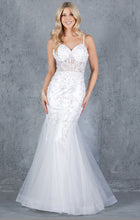 Load image into Gallery viewer, Cinderella Couture