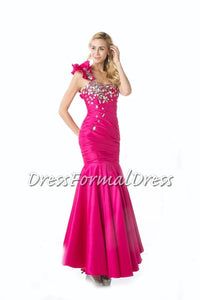 Cinderella #10602 Fuchsia size 8 Prom dress Pageant gown , Red Carpet ; Fit N Flare style , stretch taffeta , chunky acrylic AB rhinestones. ruffle accent , zipper closure size 8 Chest 34 Waist 28 Hip 36
